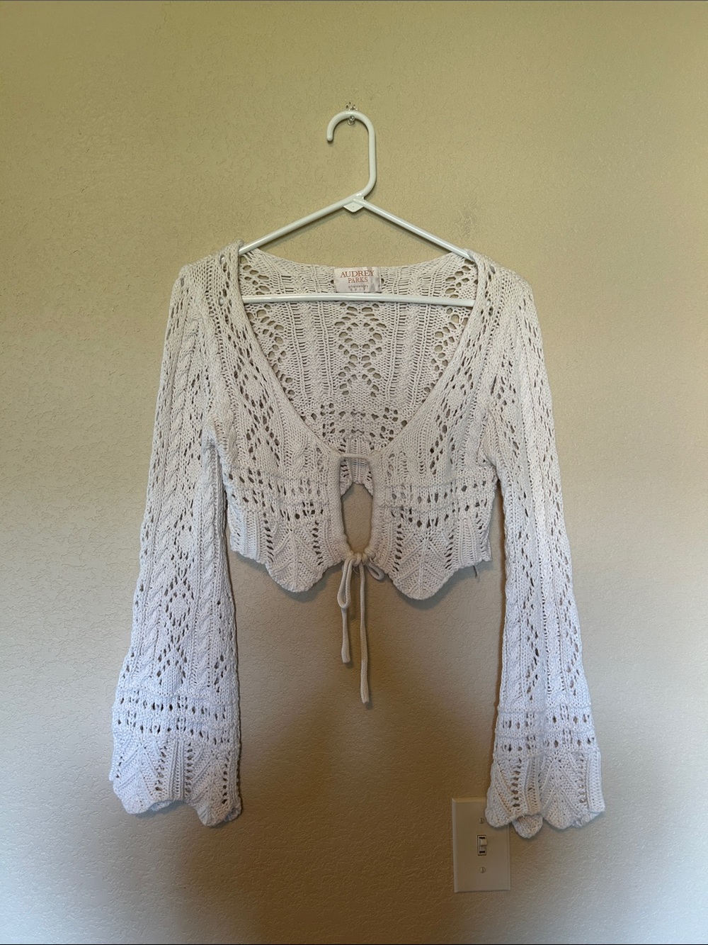 Audrey Parks Francesca’s White Crochet Tie-Front Bell Sleeve Cardigan XS Beachy